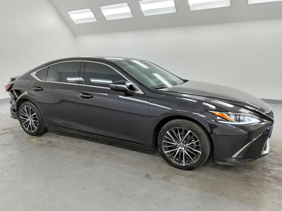 52124886 :رقم المزاد ، 58ADA1C14SU061330 vin ، 2025 Lexus Es 300h مزاد بيع