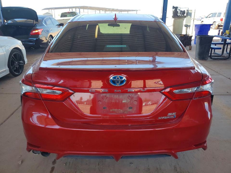 2019 Toyota Camry Hybrid მანქანა იყიდება აუქციონზე, vin: 4T1B21HK1KU014155, აუქციონის ნომერი: 54592706
