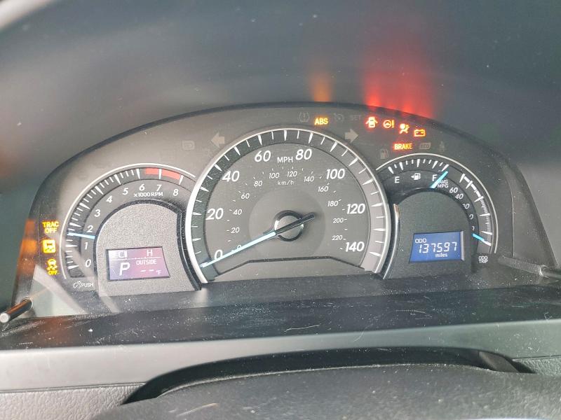 55171756 :رقم المزاد ، 4T1BF1FKXFU104952 vin ، 2015 Toyota Camry مزاد بيع