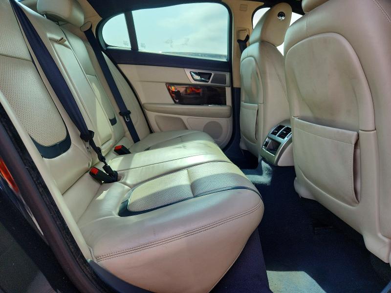 Продажа на аукционе авто 2012 Jaguar Xf, vin: SAJWA0HB2CLS27904, номер лота: 53061456