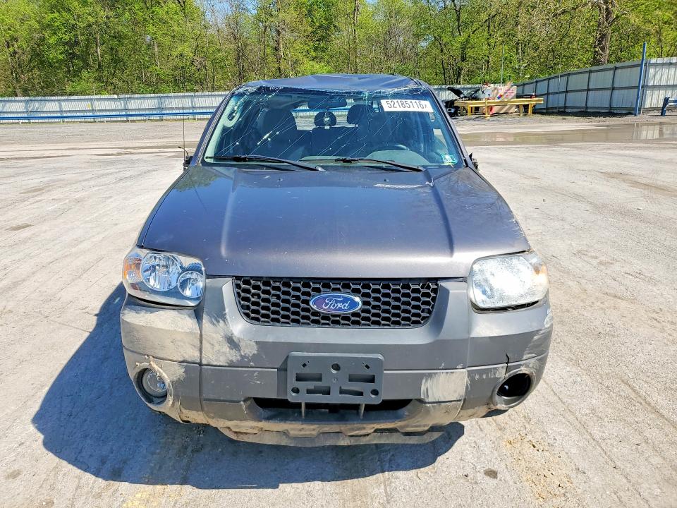 2005 Ford Escape მანქანა იყიდება აუქციონზე, vin: 1FMYU93145KC44578, აუქციონის ნომერი: 52185116