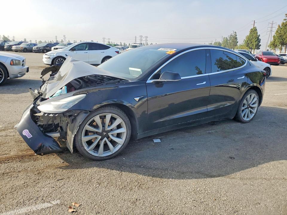 2018 Tesla Model 3 მანქანა იყიდება აუქციონზე, vin: 5YJ3E1EA0JF149310, აუქციონის ნომერი: 52890396