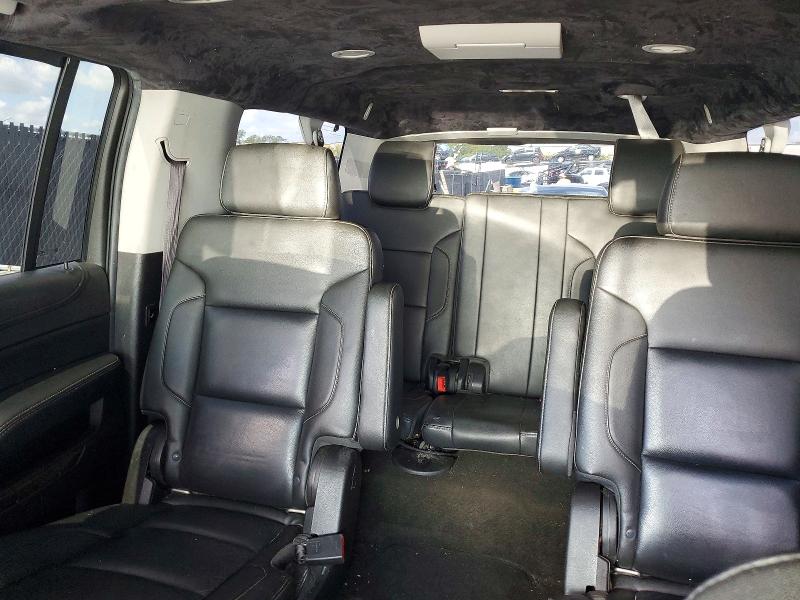 2017 Chevrolet Suburban მანქანა იყიდება აუქციონზე, vin: 1GNSKHKC9HR344708, აუქციონის ნომერი: 54089216