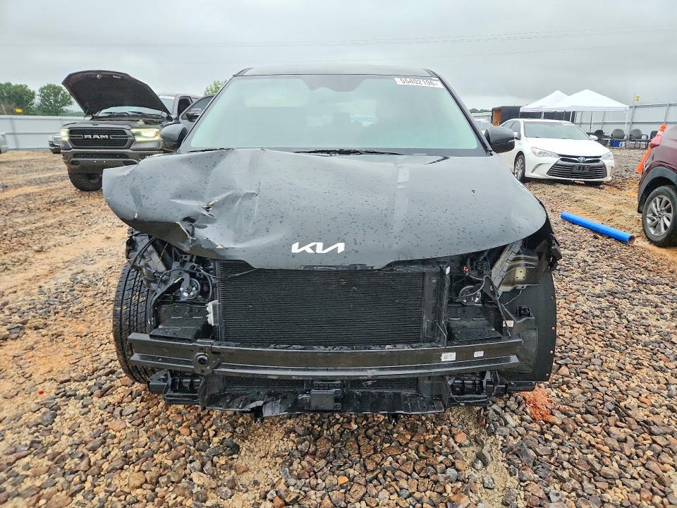 2025 Kia Carnival მანქანა იყიდება აუქციონზე, vin: KNDNB5K36S6543910, აუქციონის ნომერი: 55402196
