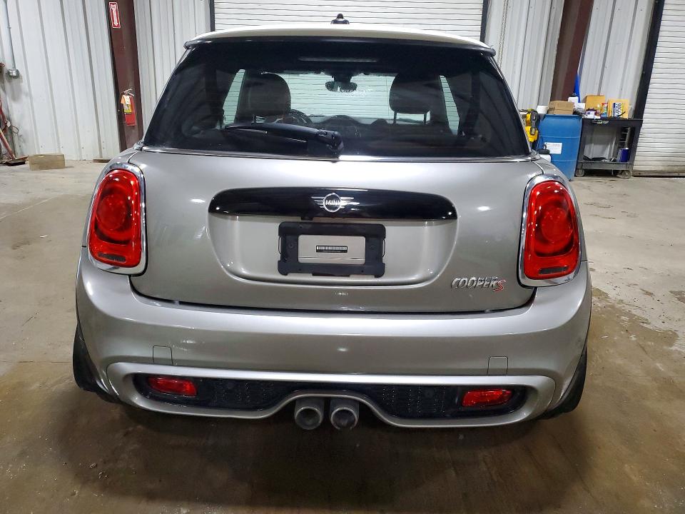52820176 :رقم المزاد ، WMWXP7C59K2L25289 vin ، 2019 Mini Cooper مزاد بيع