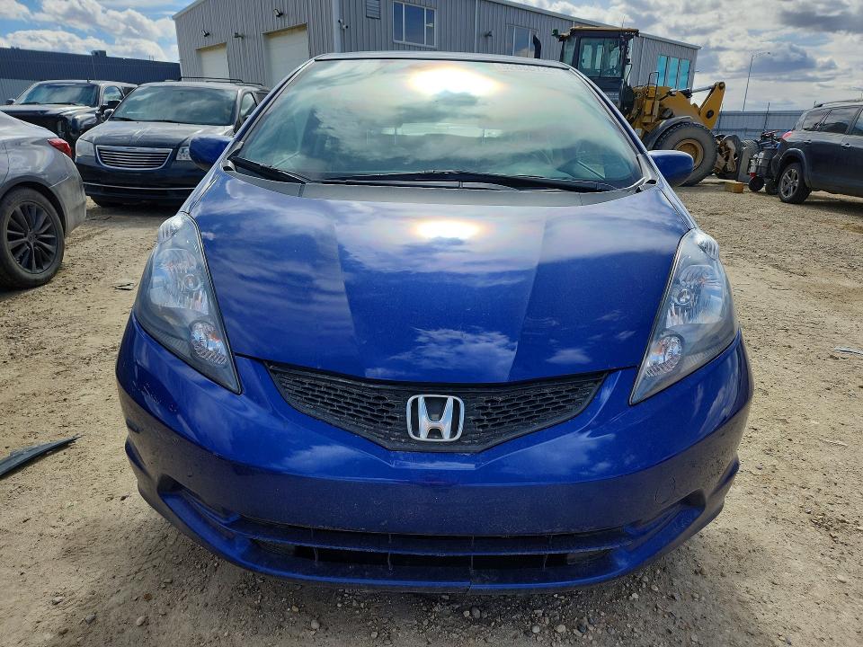 52066726 :رقم المزاد ، JHMGE8H51AS800034 vin ، 2010 Honda Fit مزاد بيع