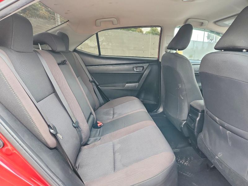 52817396 :رقم المزاد ، 2T1BURHE6JC068375 vin ، 2018 Toyota Corolla مزاد بيع