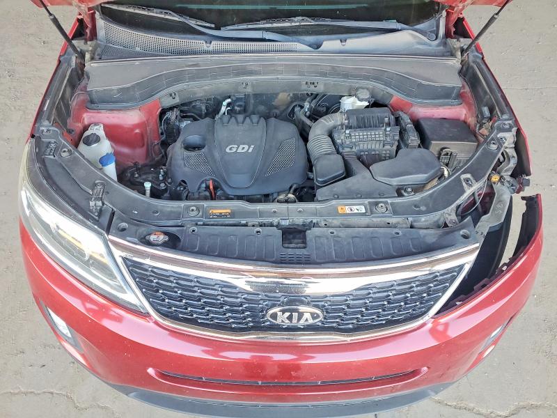 55601286 :رقم المزاد ، 5XYKT3A6XFG646802 vin ، 2015 Kia Sorento مزاد بيع