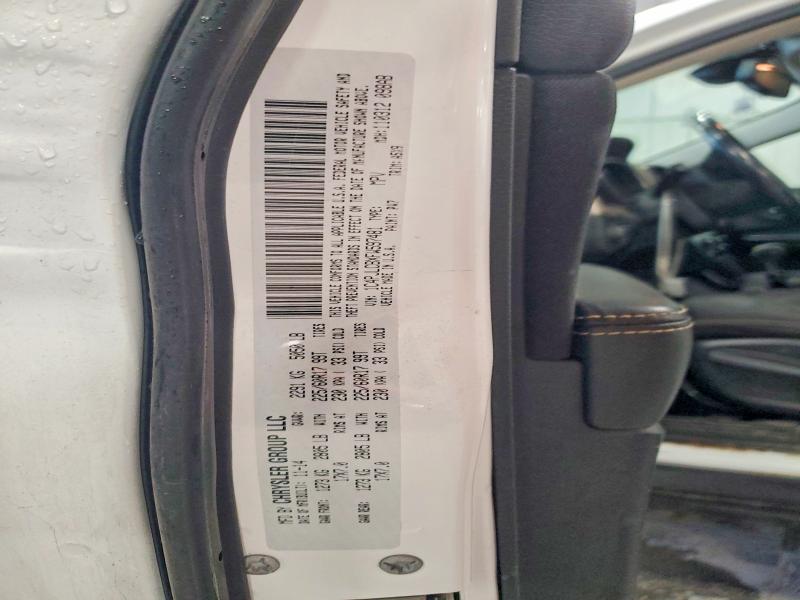53373646 :رقم المزاد ، 1C4PJLCBXFW597481 vin ، 2015 Jeep Cherokee مزاد بيع