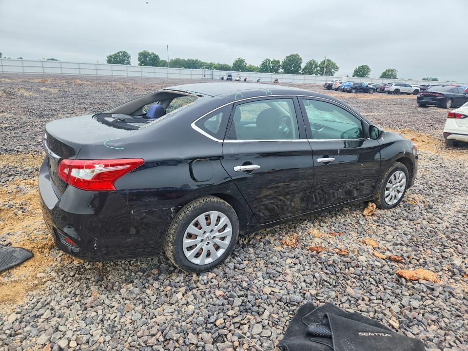 54436536 :رقم المزاد ، 3N1AB7AP6JY338449 vin ، 2018 Nissan Sentra مزاد بيع