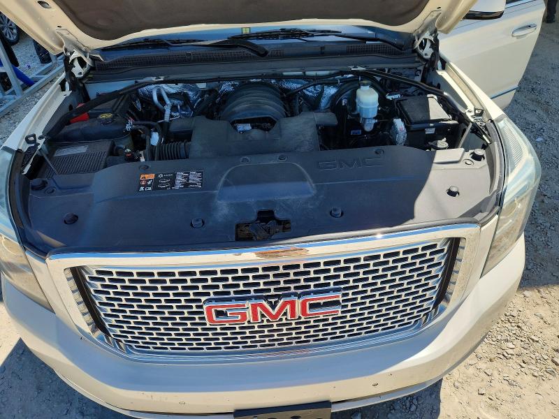 52450176 :رقم المزاد ، 1GKS2CKJ5FR511562 vin ، 2015 Gmc Yukon مزاد بيع