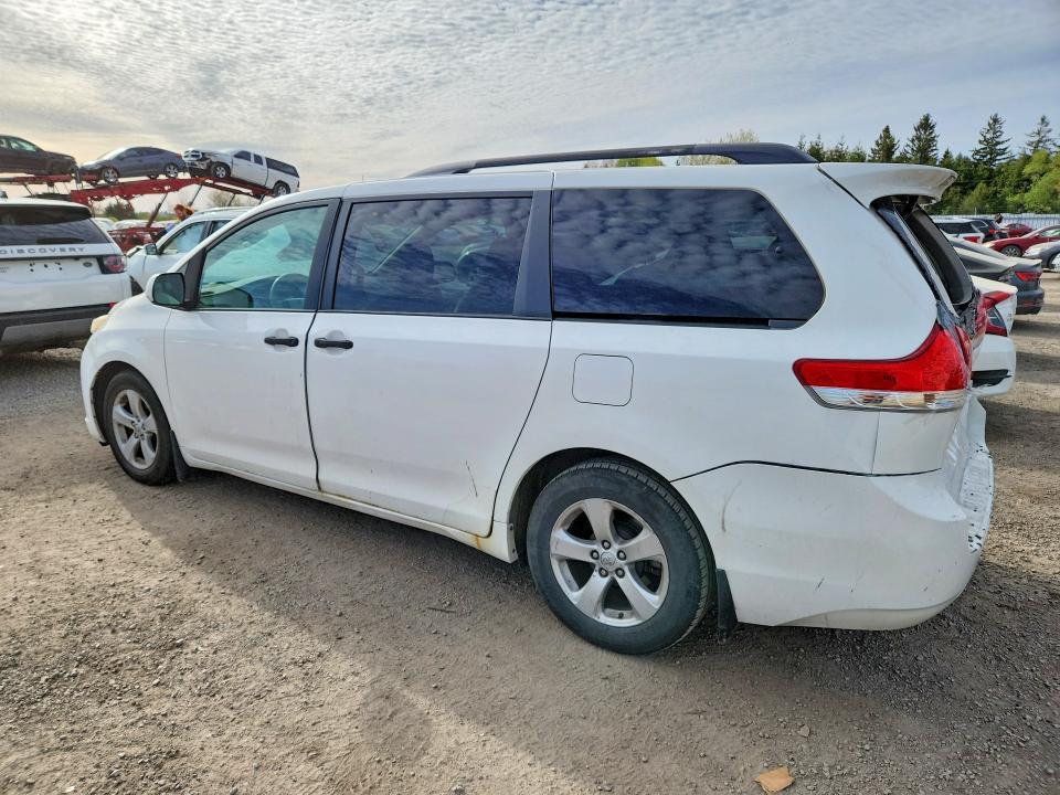 54777286 :رقم المزاد ، 5TDZK3DCXDS298485 vin ، 2013 Toyota Sienna مزاد بيع