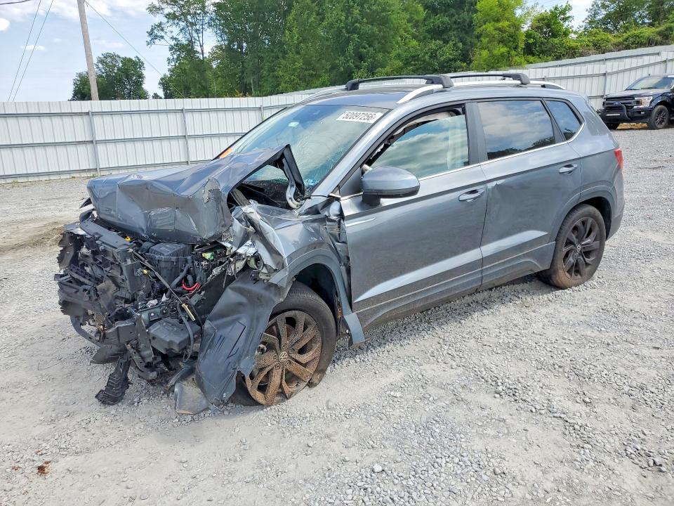 Продаж на аукціоні авто 2022 Volkswagen Taos, vin: 3VVPX7B20NM098695, номер лоту: 52097256