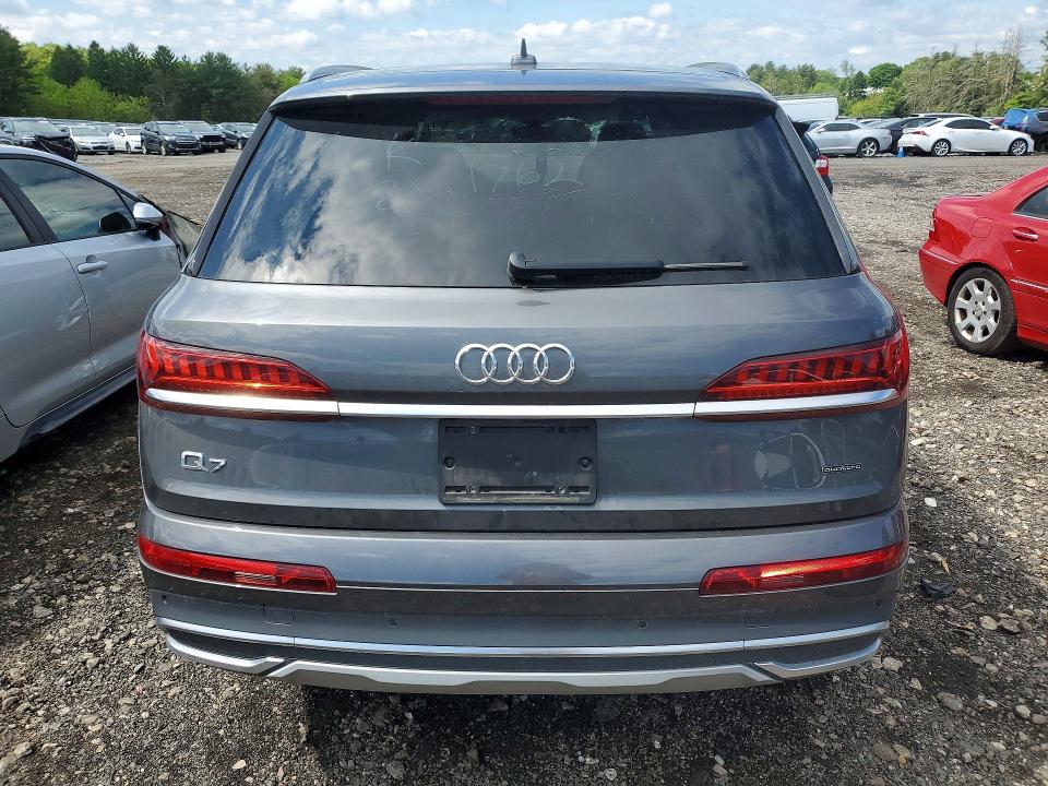 53609676 :رقم المزاد ، WA1AXAF72MD032001 vin ، 2021 Audi Q7 مزاد بيع