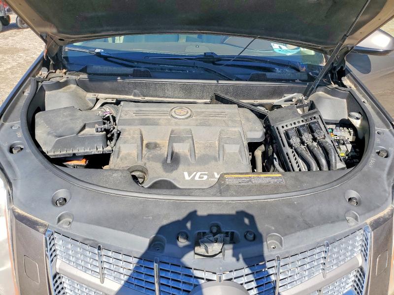 52856316 :رقم المزاد ، 3GYFNFEY1BS510781 vin ، 2011 Cadillac Srx مزاد بيع