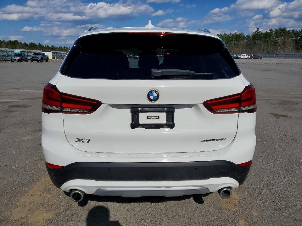 52147476 :رقم المزاد ، WBXJG9C01M5U27408 vin ، 2021 Bmw X1 مزاد بيع