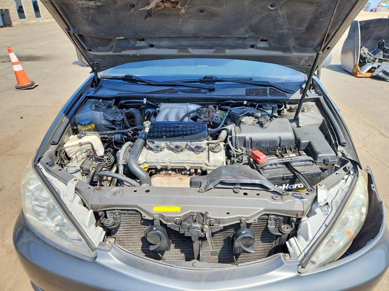 52381976 :رقم المزاد ، 4T1BF32K52U516160 vin ، 2002 Toyota Camry مزاد بيع