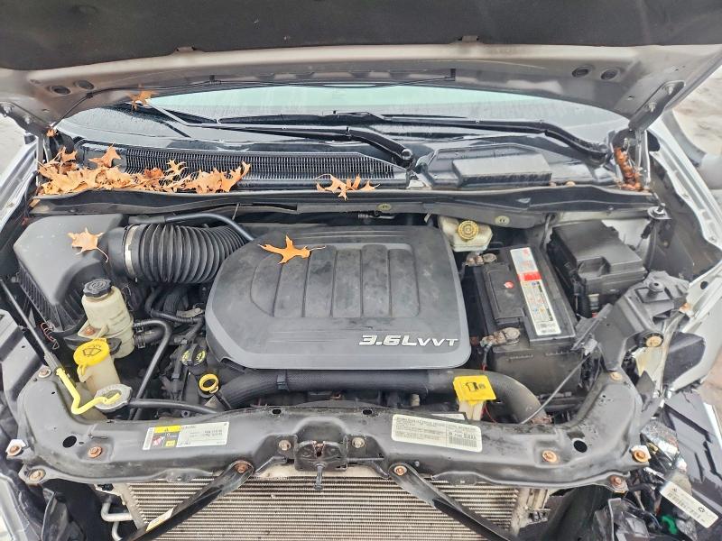 51856596 :رقم المزاد ، 2C4RC1CG8ER413360 vin ، 2014 Chrysler Town & Country مزاد بيع