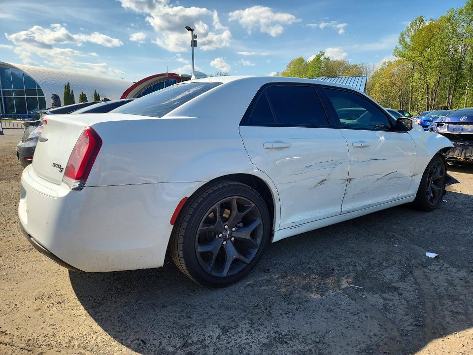 Продаж на аукціоні авто 2021 Chrysler 300, vin: 2C3CCABG4MH554300, номер лоту: 51791396