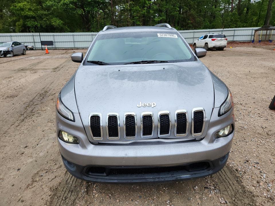 Продаж на аукціоні авто 2017 Jeep Cherokee, vin: 1C4PJLCB2HW585604, номер лоту: 52387996