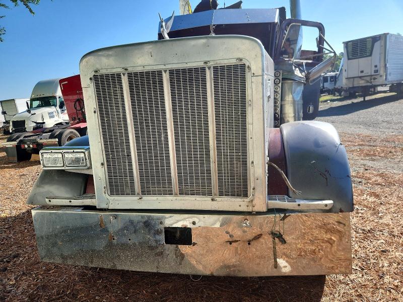 51760666 :رقم المزاد ، 1XP5DB9XXXD485223 vin ، 1999 Peterbilt 379 مزاد بيع