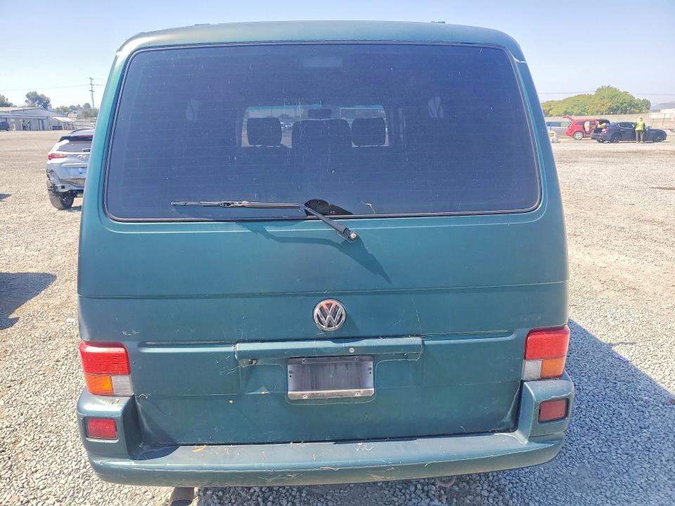 54540816 :رقم المزاد ، WV2MH4702YH039775 vin ، 2000 Volkswagen Eurovan مزاد بيع