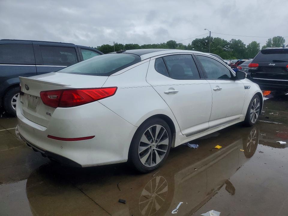 54839656 :رقم المزاد ، 5XXGR4A60FG427815 vin ، 2015 Kia Optima مزاد بيع