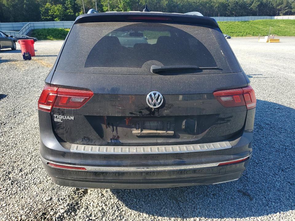 54093016 :رقم المزاد ، 3VV3B7AX0KM027521 vin ، 2019 Volkswagen Tiguan مزاد بيع