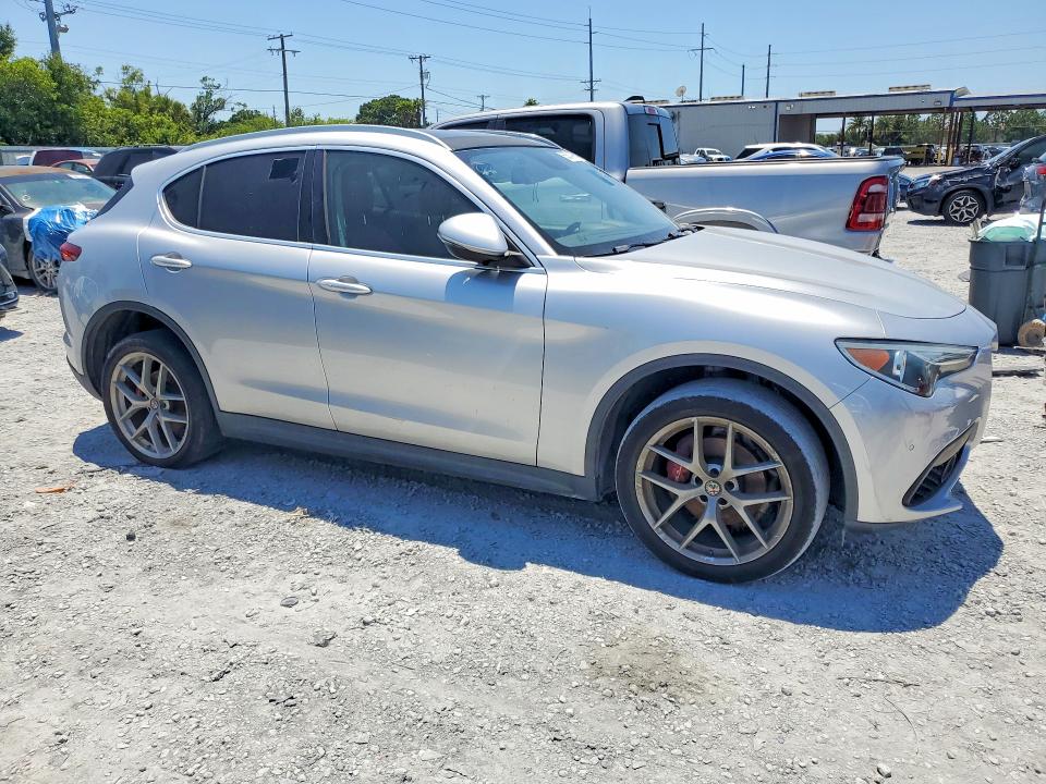 2018 Alfa Romeo Stelvio მანქანა იყიდება აუქციონზე, vin: ZASFAKAN4J7B74800, აუქციონის ნომერი: 53514876