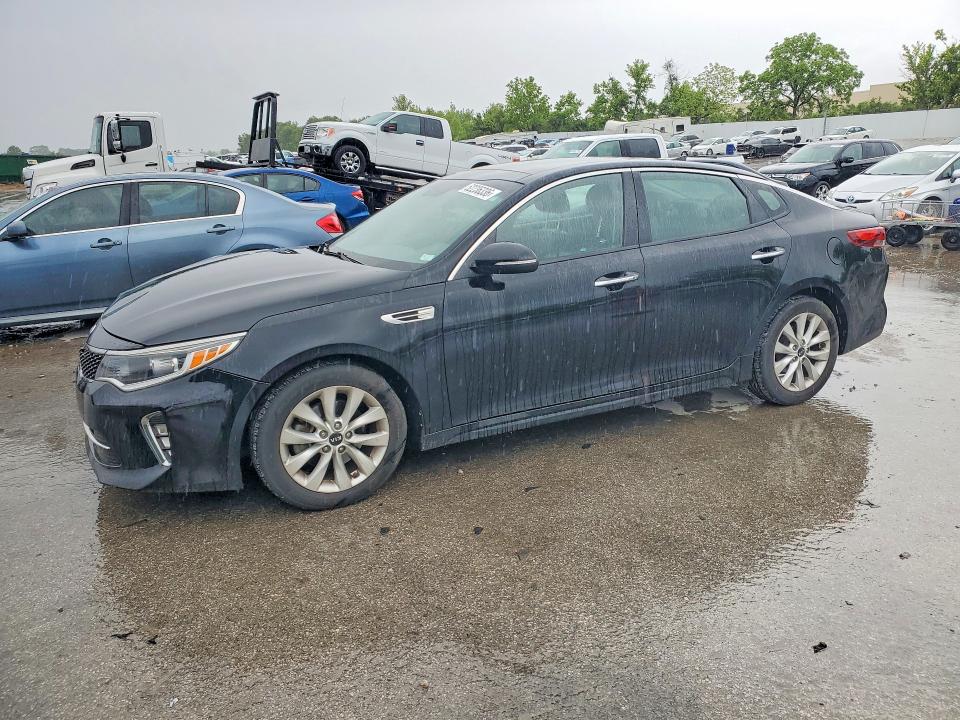 Auction sale of the 2018 Kia Optima, vin: 5XXGT4L32JG246387, lot number: 52236336