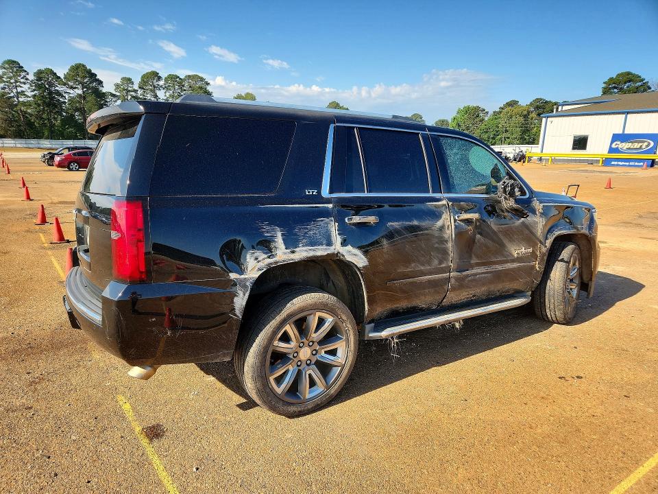 Продажа на аукционе авто 2015 Chevrolet Tahoe, vin: 1GNSCCKC5FR643920, номер лота: 52916656