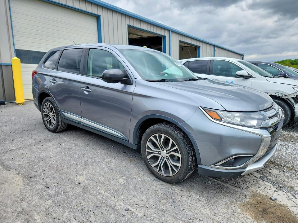 53797206 :رقم المزاد ، JA4AZ3A39GZ017187 vin ، 2016 Mitsubishi Outlander مزاد بيع