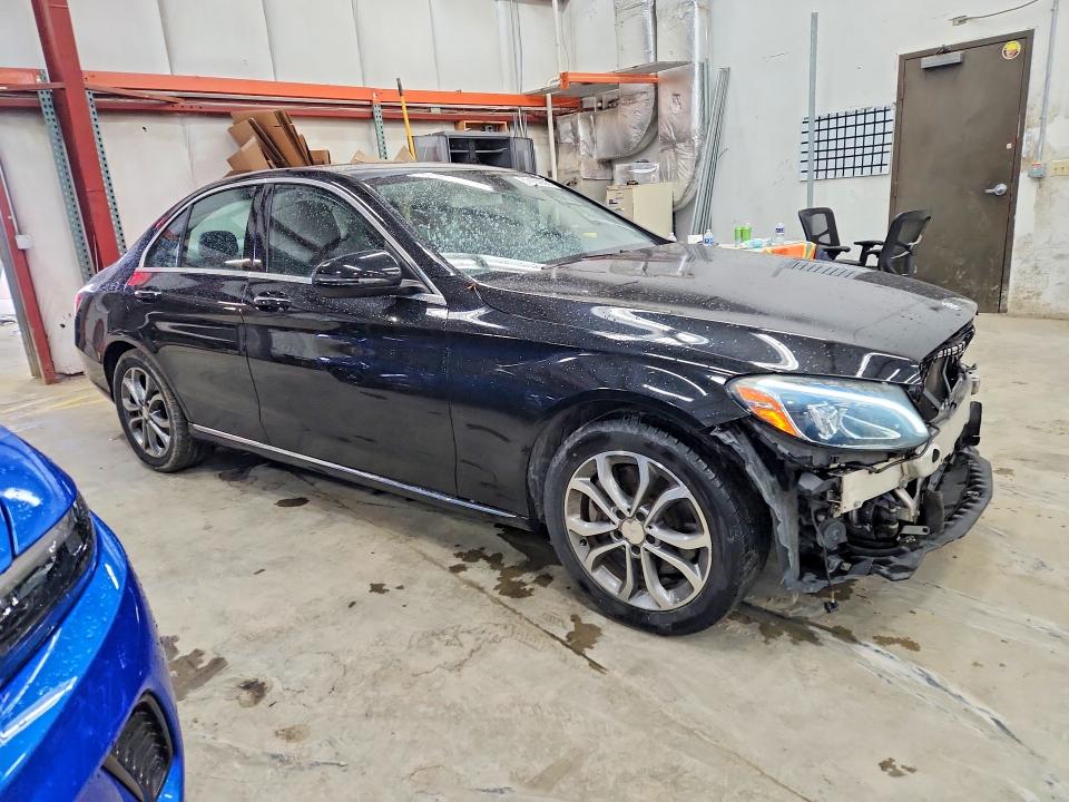 53183656 :رقم المزاد ، 55SWF4KBXGU120168 vin ، 2016 Mercedes-benz C مزاد بيع