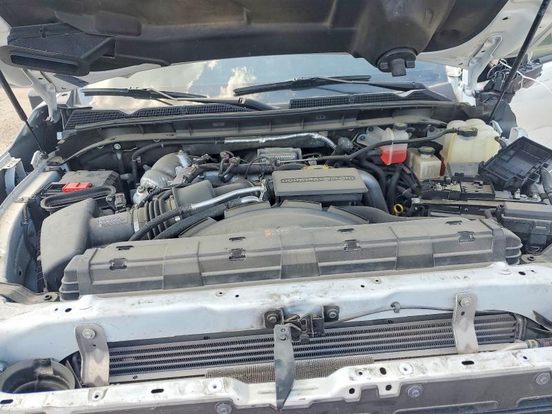51682556 :رقم المزاد ، 1GT49PEY3NF202060 vin ، 2022 Gmc Sierra مزاد بيع