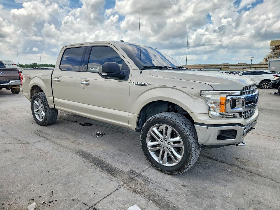 54871526 :رقم المزاد ، 1FTEW1E52JKF70067 vin ، 2018 Ford F150 مزاد بيع