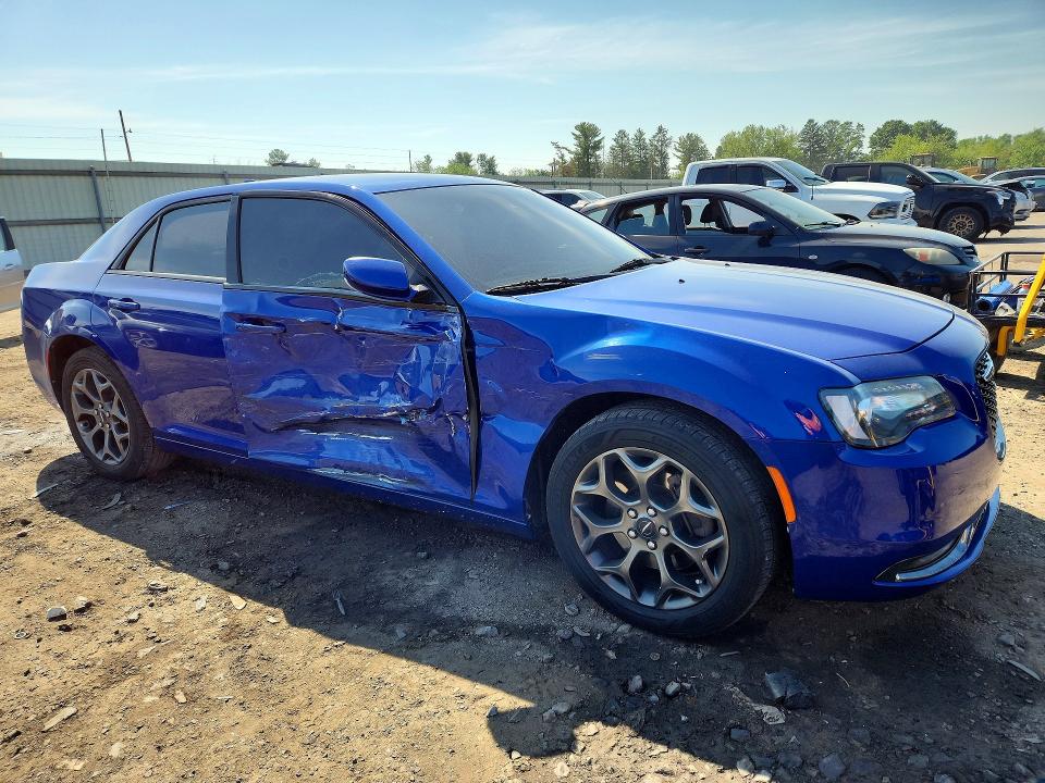 54180486 :رقم المزاد ، 2C3CCAGG6JH296575 vin ، 2018 Chrysler 300 مزاد بيع