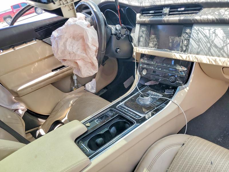 Продажа на аукционе авто 2016 Jaguar Xf, vin: SAJBE4BV1GCY09916, номер лота: 53626656