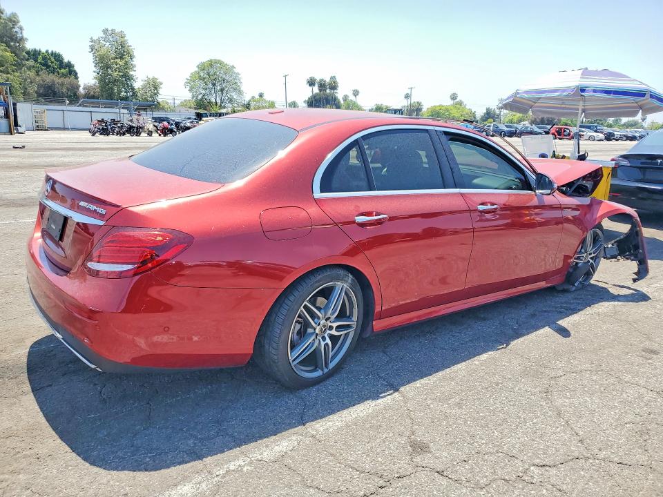 46780576 :رقم المزاد ، WDDZF4JB0KA643027 vin ، 2019 Mercedes-benz E مزاد بيع