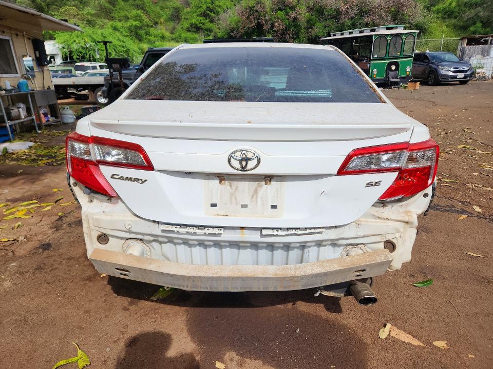2014 Toyota Camry მანქანა იყიდება აუქციონზე, vin: 4T1BF1FK4EU353729, აუქციონის ნომერი: 51199836