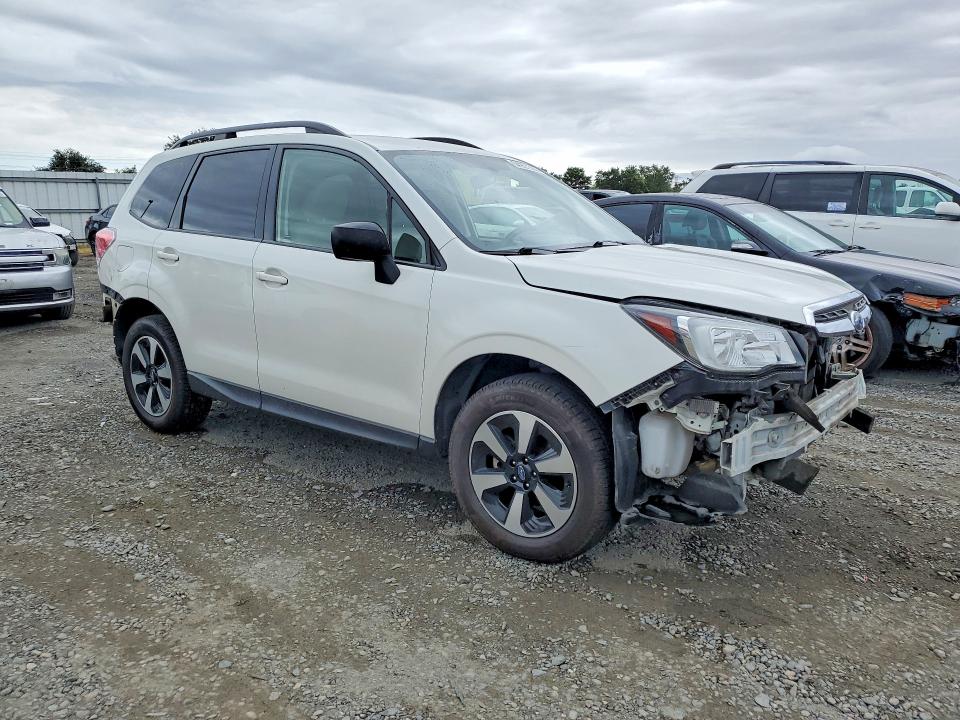 54997566 :رقم المزاد ، JF2SJABC9HH586909 vin ، 2017 Subaru Forester مزاد بيع
