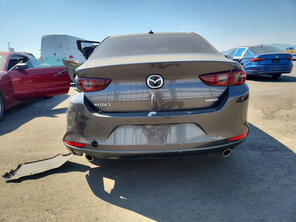 Продаж на аукціоні авто 2019 Mazda 3, vin: 3MZBPAEM3KM104632, номер лоту: 54638046