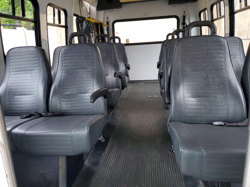 52705716 :رقم المزاد ، 1GB3G3BG0C1135423 vin ، 2012 Chev Express مزاد بيع