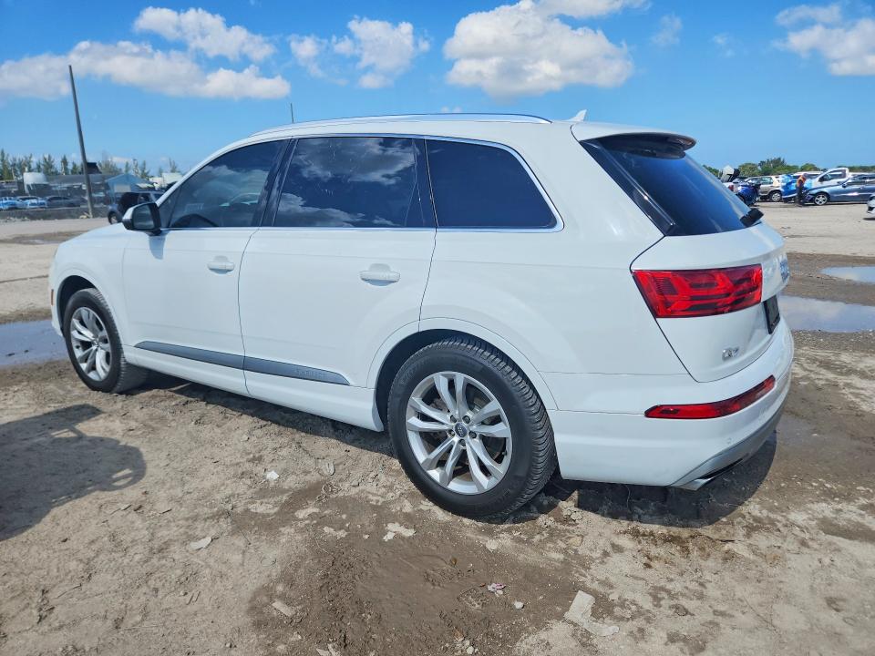 Продаж на аукціоні авто 2017 Audi Q7, vin: WA1AHAF79HD042690, номер лоту: 52781456