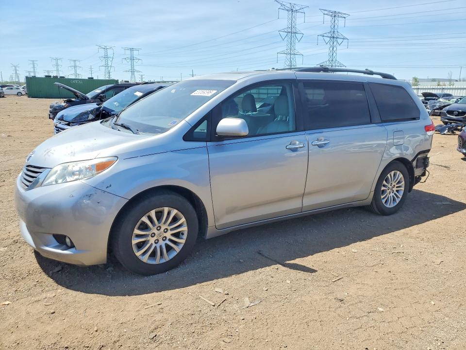 Auction sale of the 2014 Toyota Sienna, vin: 5TDYK3DC5ES467311, lot number: 53069396