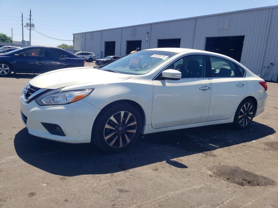 52229716 :رقم المزاد ، 1N4AL3AP6HC170047 vin ، 2017 Nissan Altima مزاد بيع