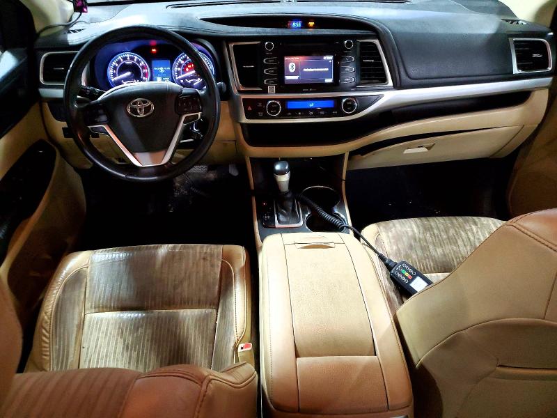 Продаж на аукціоні авто 2015 Toyota Highlander, vin: 5TDBKRFHXFS211166, номер лоту: 52267446