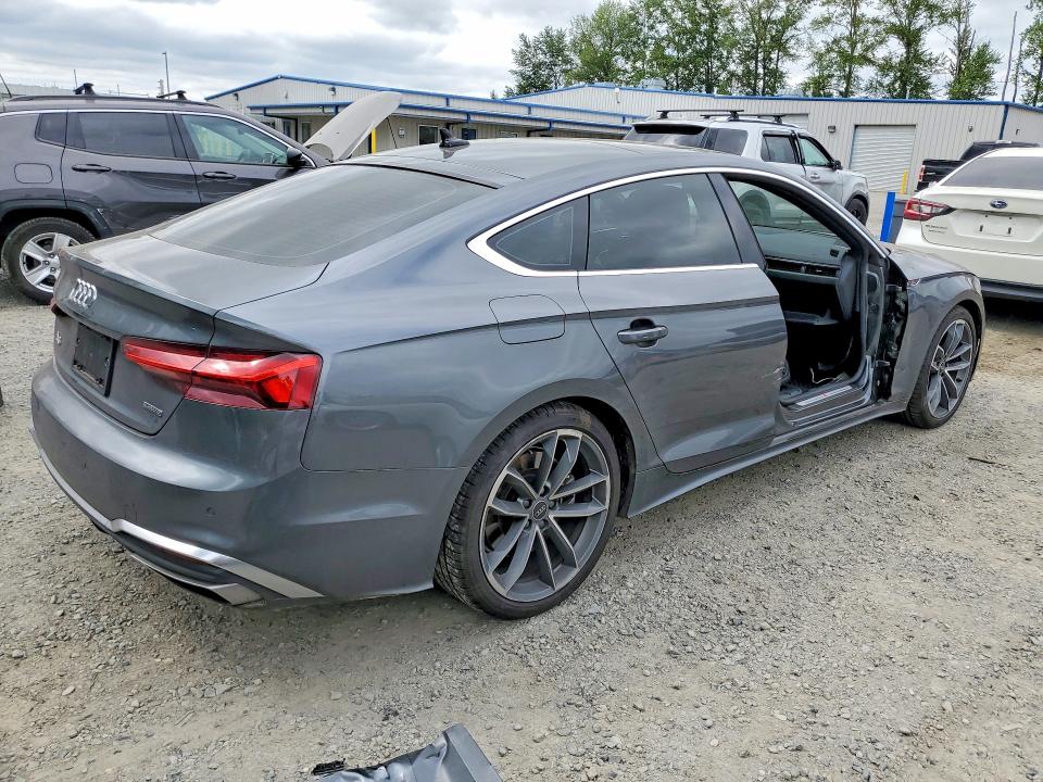 2023 Audi A5 მანქანა იყიდება აუქციონზე, vin: WAUFACF56PA009864, აუქციონის ნომერი: 52572976