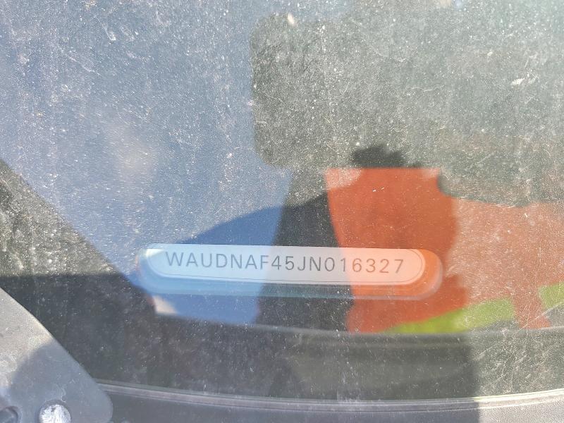 Продажа на аукционе авто 2018 Audi A4, vin: WAUDNAF45JN016327, номер лота: 52655776