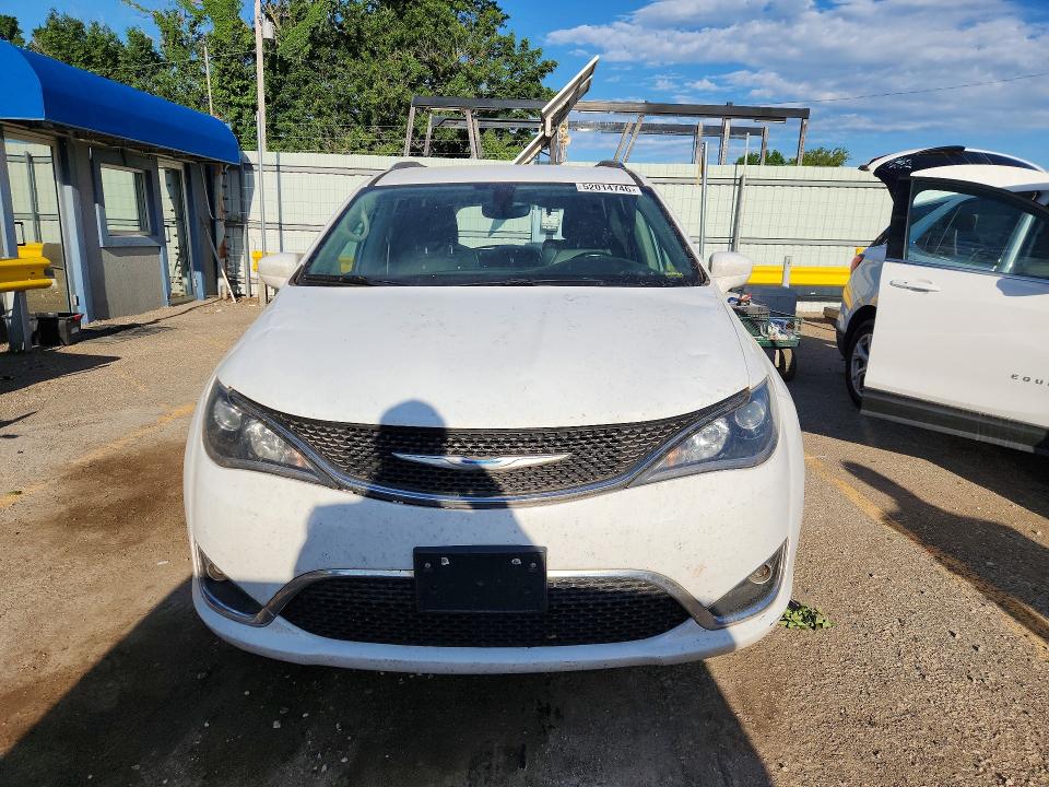 Продажа на аукционе авто 2018 Chrysler Pacifica, vin: 2C4RC1BG0JR163334, номер лота: 52014746