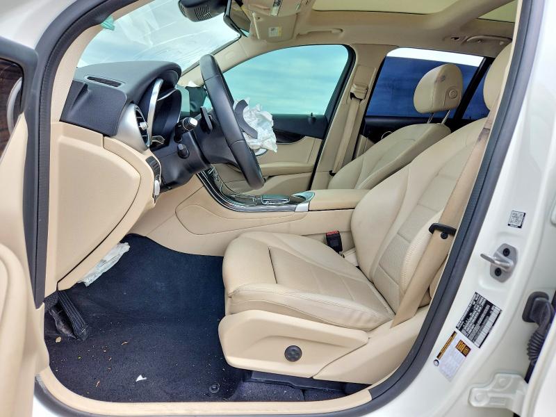 52813966 :رقم المزاد ، W1N0G8DB5NV399805 vin ، 2022 Mercedes-benz Glc مزاد بيع